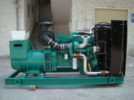安康1100kw康明斯柴油发电机组
